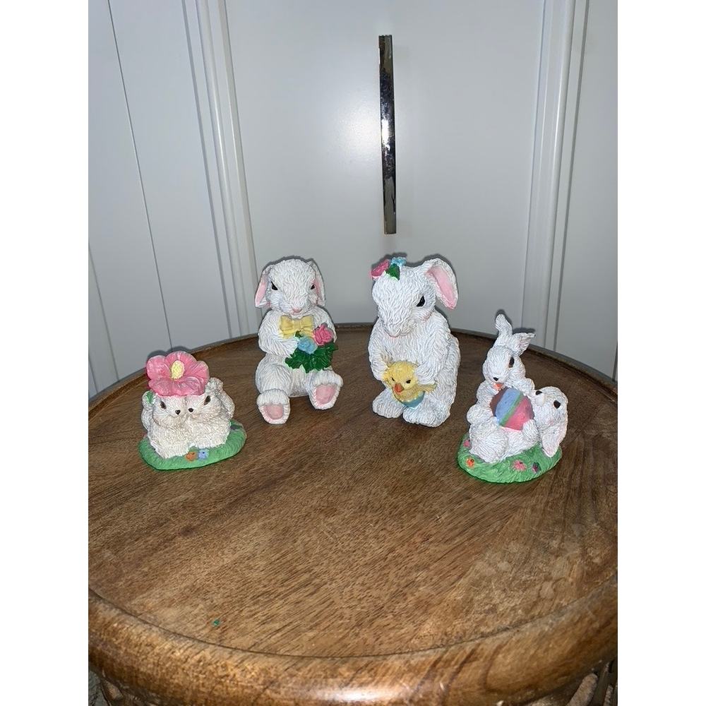 Set of 4 Vintage‎ Easter Bunny Figurines Multicolor